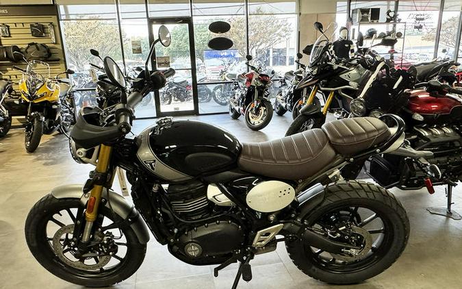 2025 Triumph Scrambler 400 X Phantom Black / Silver Ice