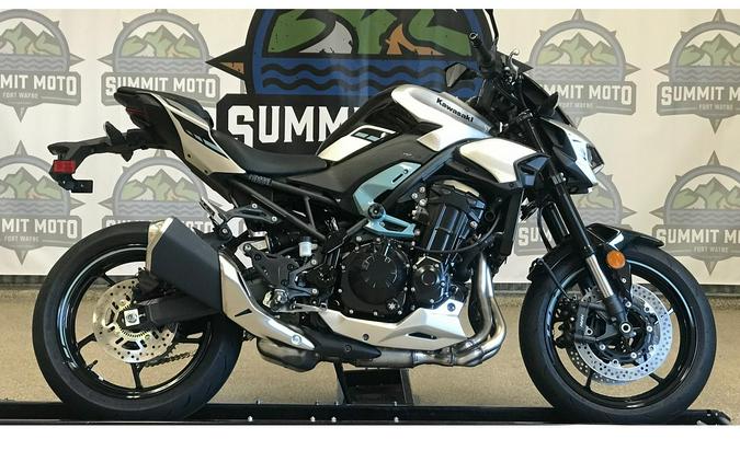 2025 Kawasaki Z900 ABS (ZR900SSFAN)