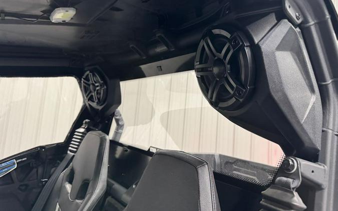 2025 Can-Am COMMANDER XT 1000R * ONLY 23 Miles *