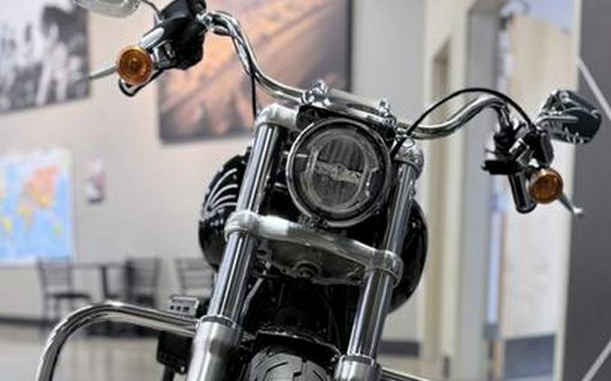 2019 Harley-Davidson® FXLR - Softail® Low Rider®