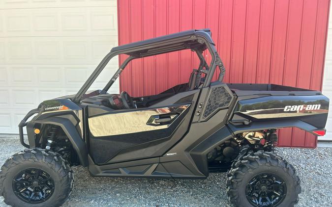 2026 Can-Am Commander XT 700
