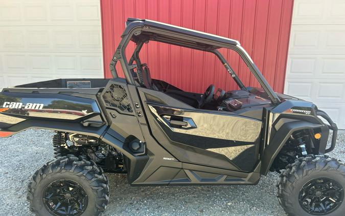 2026 Can-Am Commander XT 700