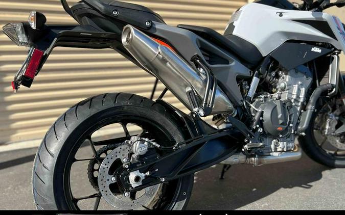 2024 KTM 790 Duke