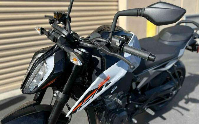 2024 KTM 790 Duke