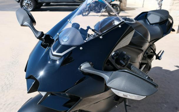 2025 KAWASAKI NINJA ZX10R METAL FLAT SPARK BLACK AND EBONY