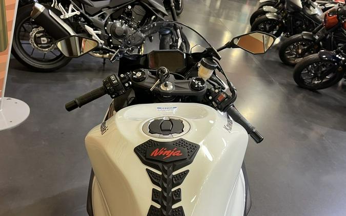 2025 Kawasaki Ninja® ZX™-6R ABS