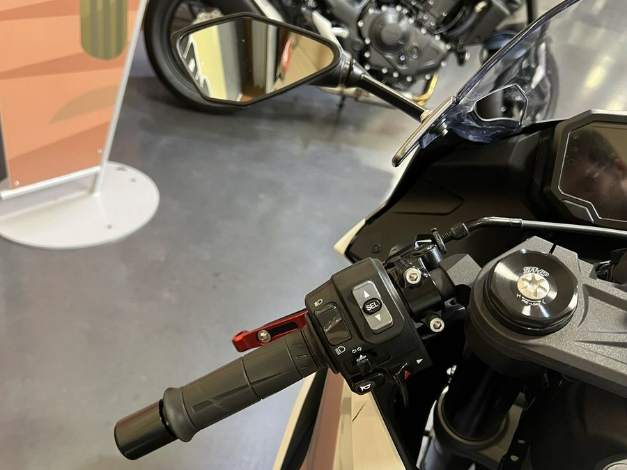 2025 Kawasaki Ninja® ZX™-6R ABS