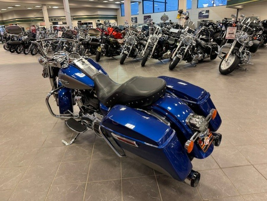 2017 Harley Davidson Road King FLHR