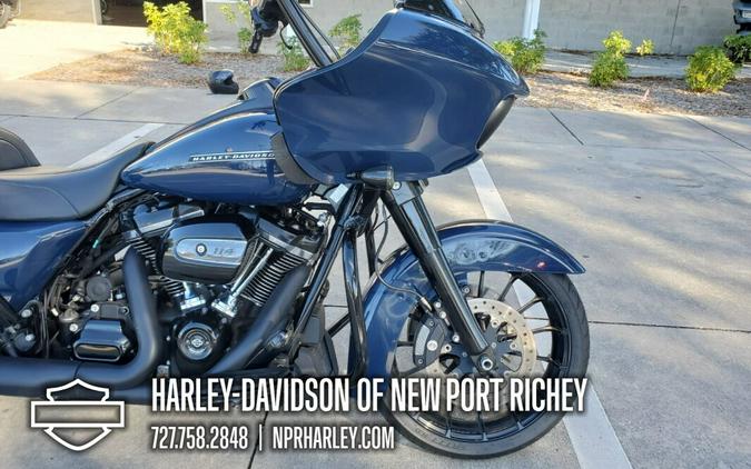2019 Harley-Davidson® Road Glide® Special