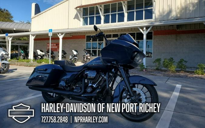 2019 Harley-Davidson® Road Glide® Special