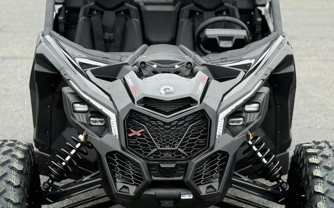 2026 Can-Am® Maverick X3 X rs Turbo RR Triple Black_7.6 in.