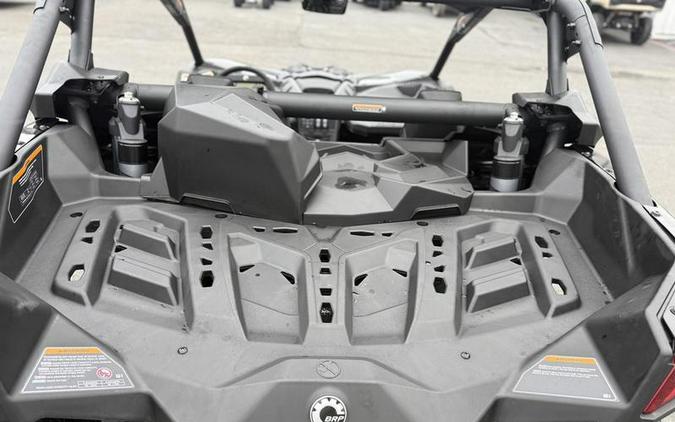 2026 Can-Am® Maverick X3 X rs Turbo RR Triple Black_7.6 in.