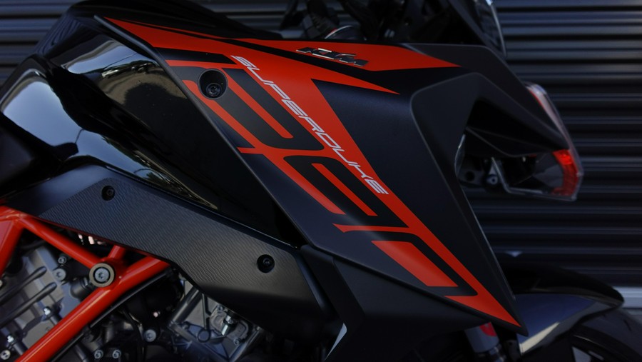 2020 KTM 1290 Super Duke GT 1290 GT