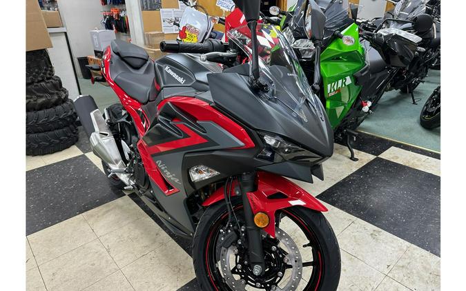 2024 Kawasaki NINJA® 500 ABS Red/Black/Dark Gray