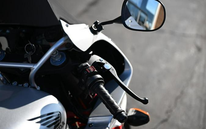 2002 Honda® RVT1000R