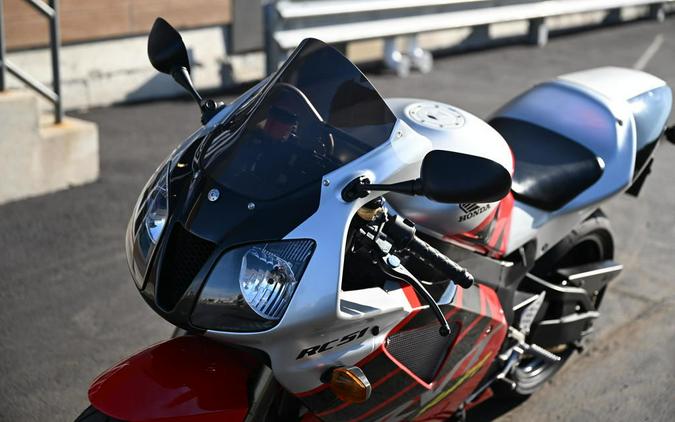 2002 Honda® RVT1000R