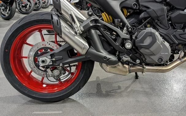 2025 Ducati MONSTER PLUS