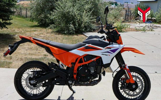 2026 KTM 390 SMC R