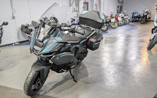 2026 BMW R 1300 RT Option 719 Camargue