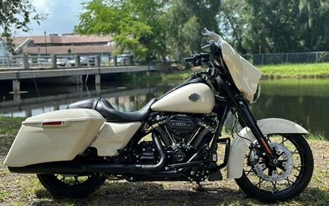 2022 Harley-Davidson Street Glide® Special