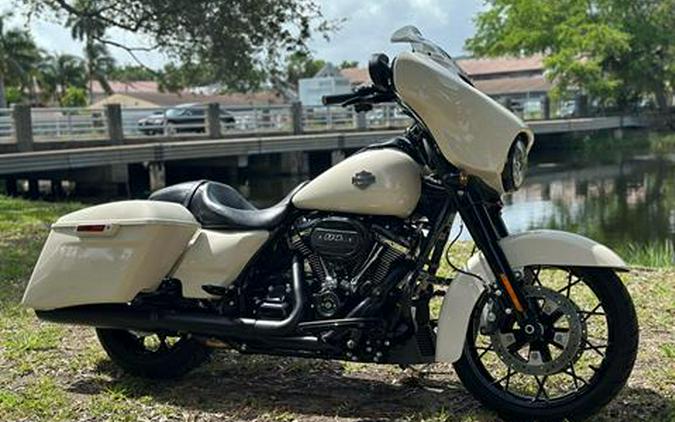 2022 Harley-Davidson Street Glide® Special