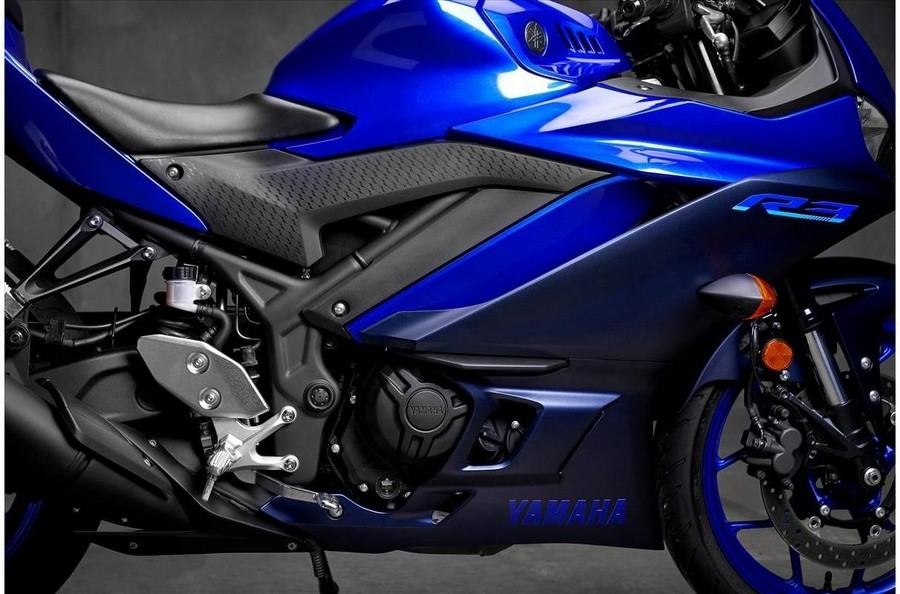 2023 Yamaha YZF-R3 ABS