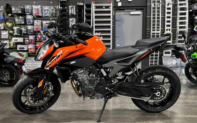 2024 KTM 790 Duke