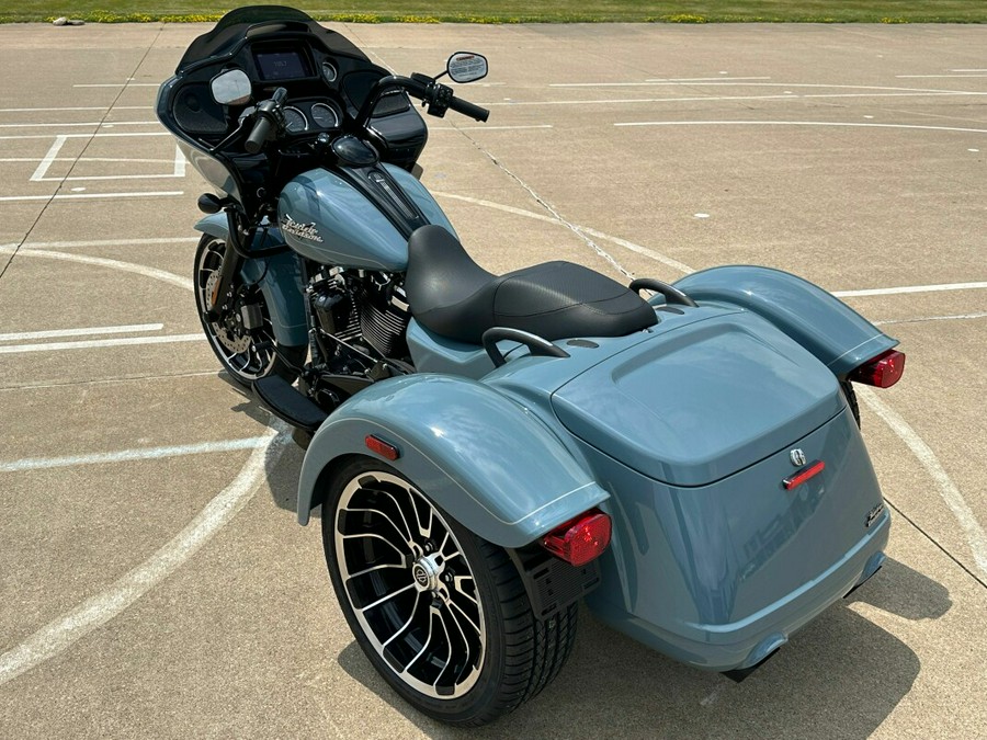 2024 Harley-Davidson Road Glide 3 Sharkskin Blue