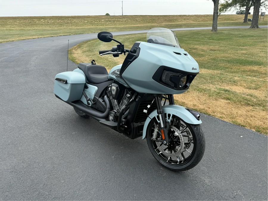 2025 Indian Motorcycle Challenger® Dark Horse® 112