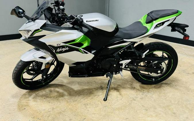 2024 Kawasaki Ninja® e-1 ABS