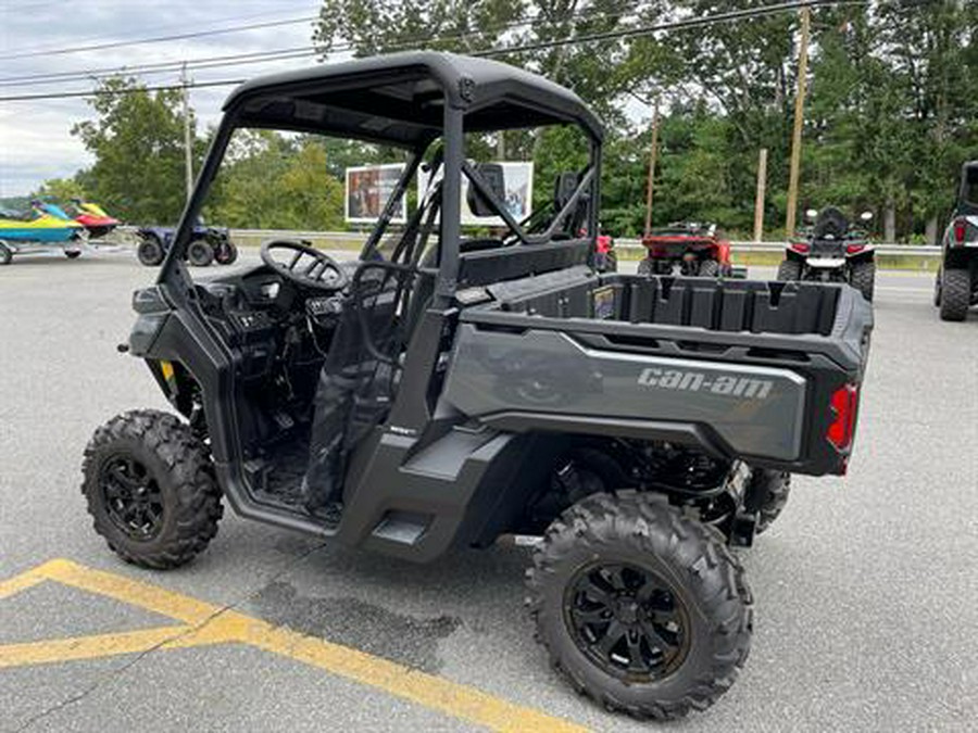 2024 Can-Am Defender XT HD10