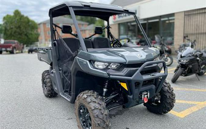 2024 Can-Am Defender XT HD10