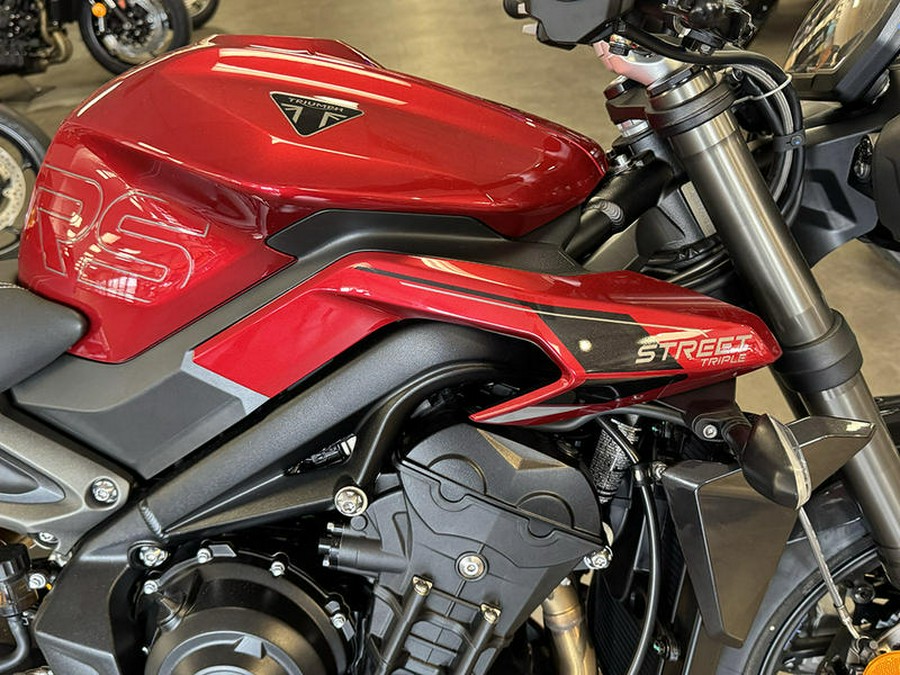 2025 Triumph Street Triple 765 RS Carnival Red