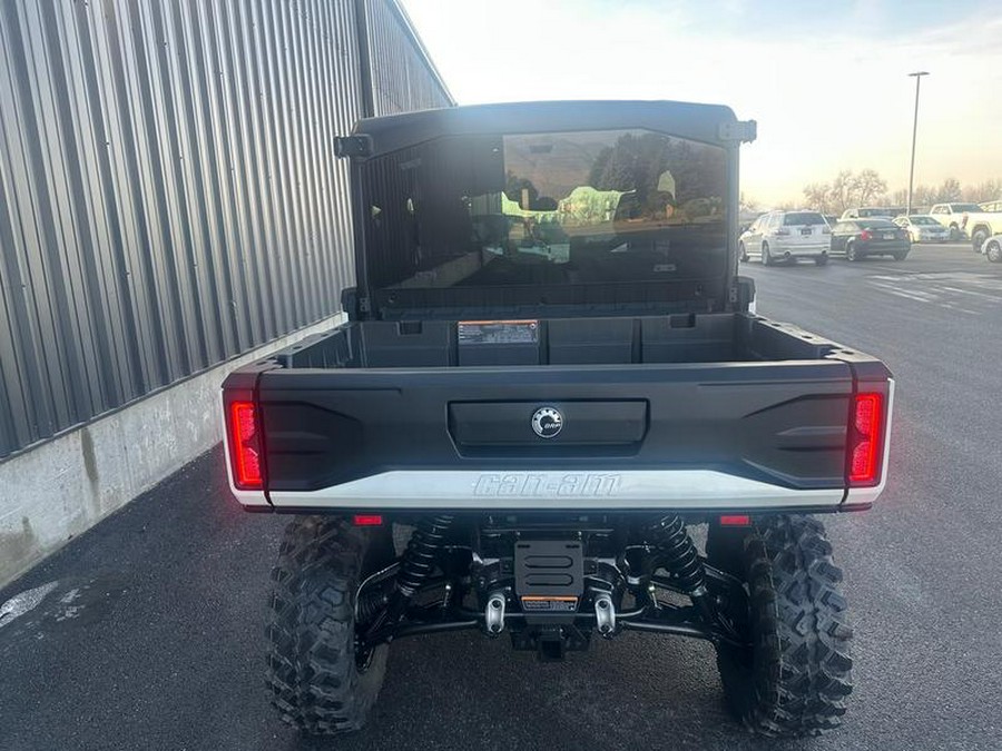 2026 Can-Am® Defender MAX Limited HD11