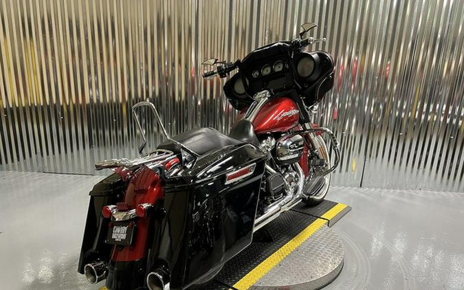 2019 Harley-Davidson FLHX - Street Glide