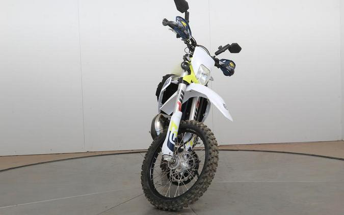 2023 Husqvarna® TE 300