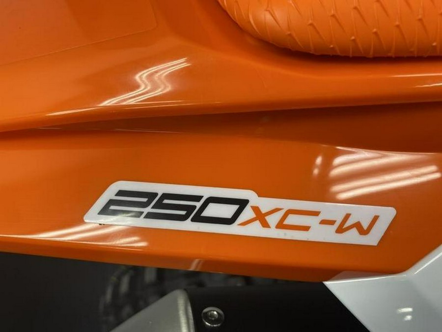 2024 KTM 250 XC-W