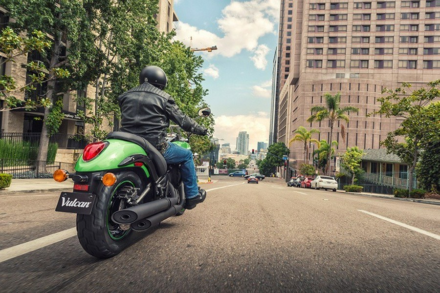 2018 Kawasaki Vulcan 900 Custom