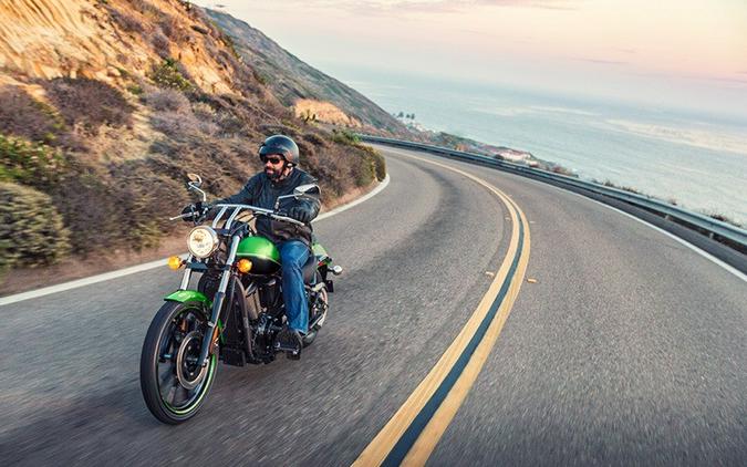 2018 Kawasaki Vulcan 900 Custom