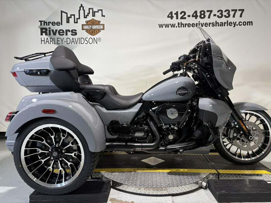 2026 Harley-Davidson® Street Glide 3 Limited Dark Billiard Gray Black Trim