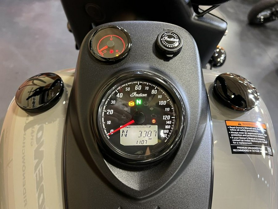 2023 Indian Motorcycle® Springfield® Dark Horse® Quartz Gray