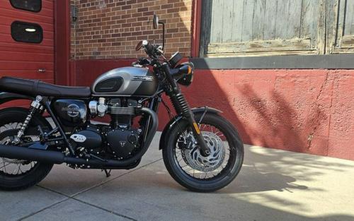 2026 Triumph Bonneville T120 Black Matt Silver Ice