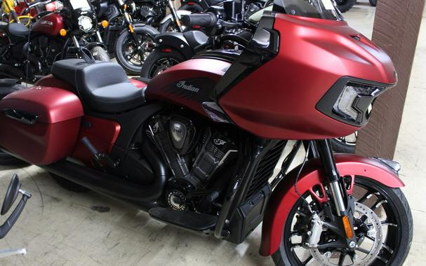 2026 Indian Motorcycle® Challenger® Dark Horse® Sunset Red Smoke
