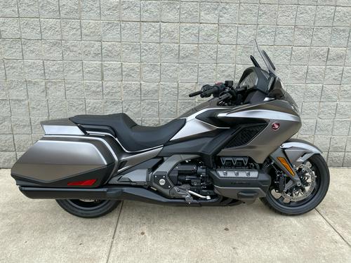 2018 goldwing price