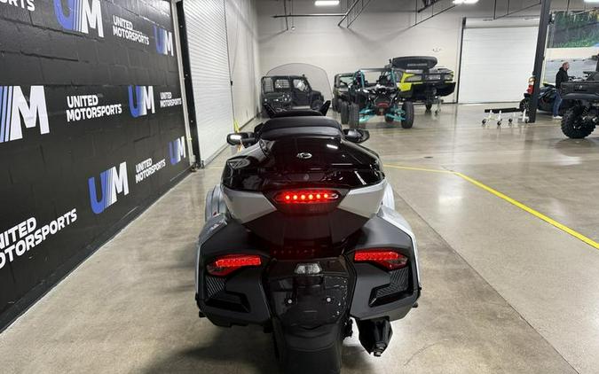 2025 Can-Am® Spyder RT Limited Dark Wheels