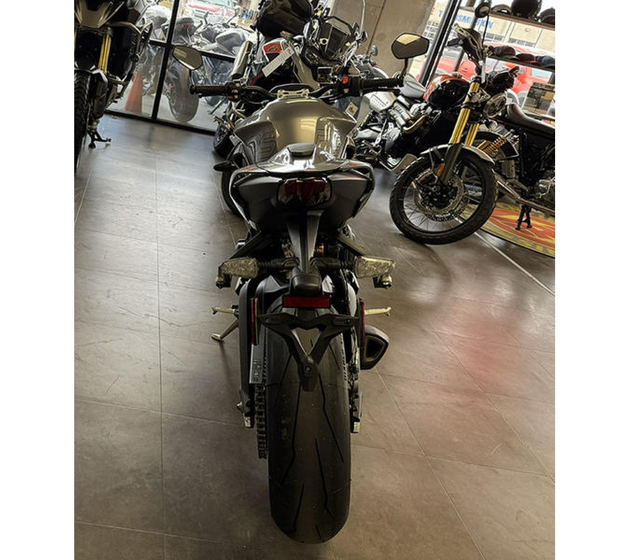 2025 Triumph Street Triple 765 RS Silver Ice