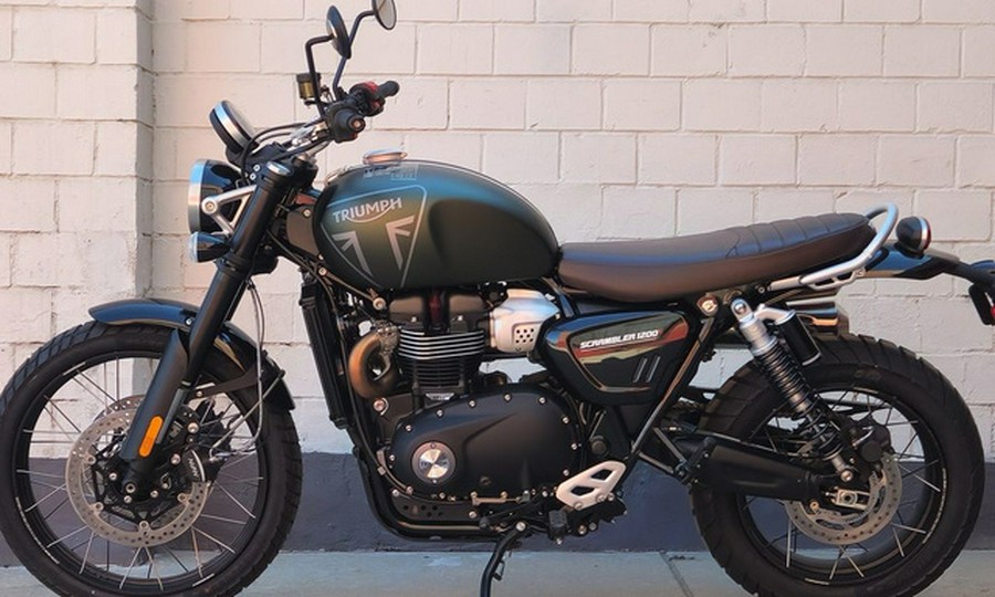 2026 Triumph Scrambler 1200 X Matte Khaki Green