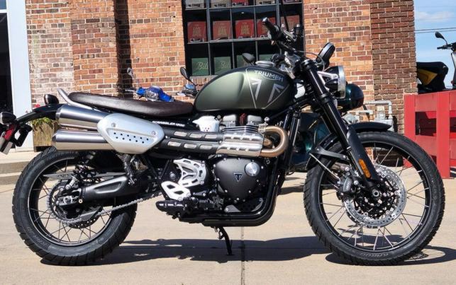 2026 Triumph Scrambler 1200 X Matte Khaki Green