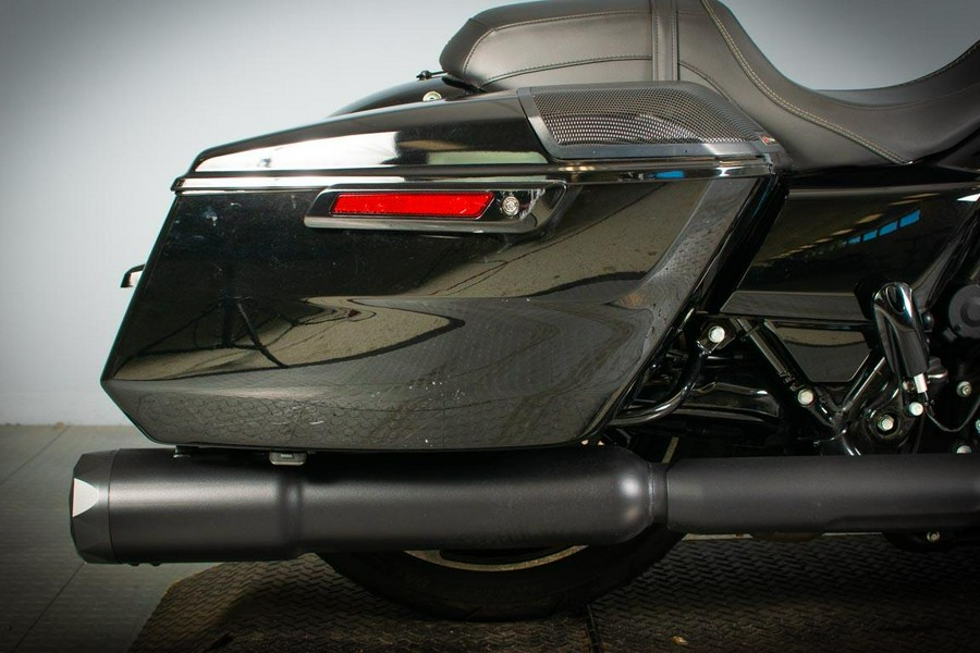 2025 Harley-Davidson Road Glide Vivid Black