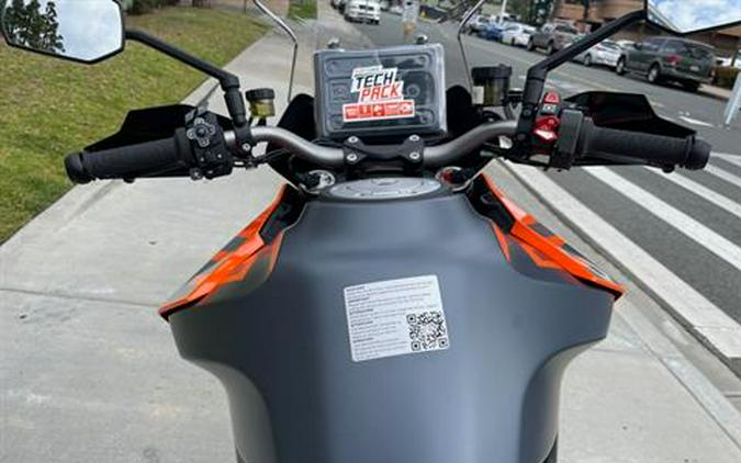 2023 KTM 1290 Super Duke GT